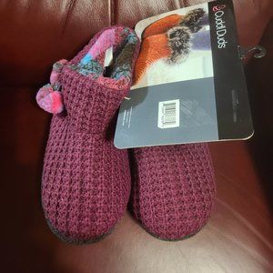 New Womens Cuddldudds Slippers Size 7-8